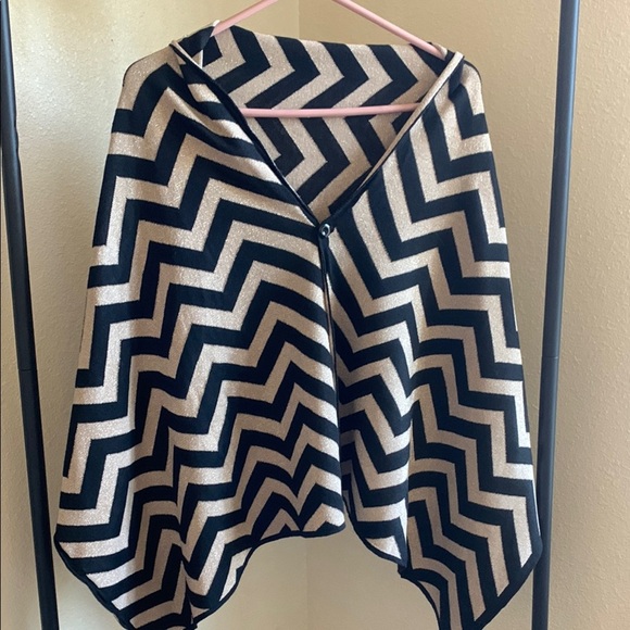 Chic Black and Gold Poncho - Picture 1 of 6